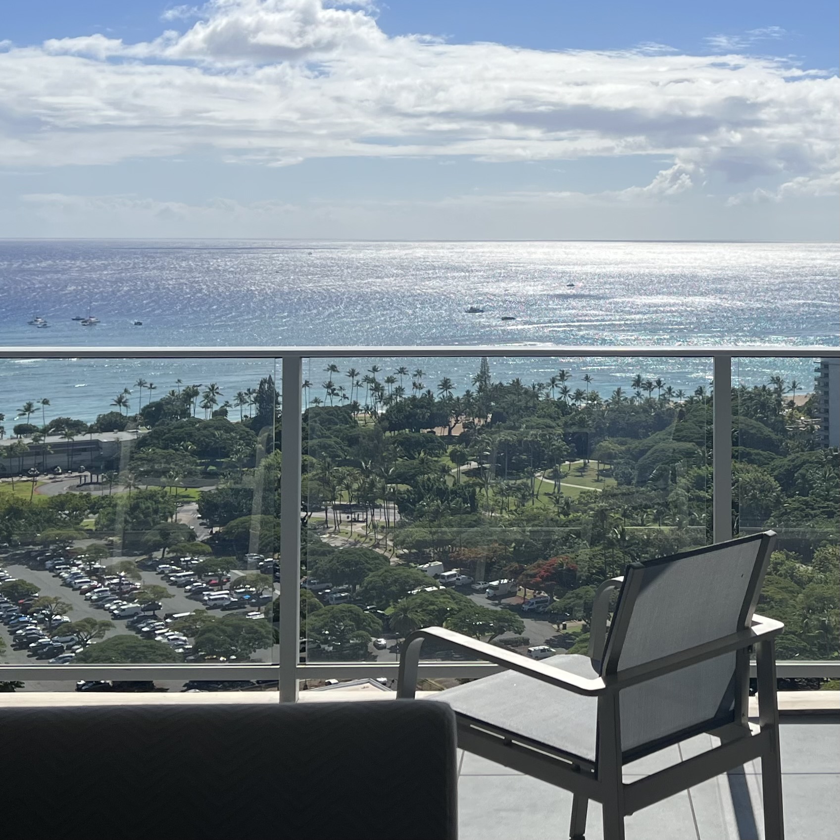 더 리츠칼튼 레지던스 와이키키 비치 (The Ritz-Carlton Residences, Waikiki Beach) — 2베드룸 프리미어 오션 후기