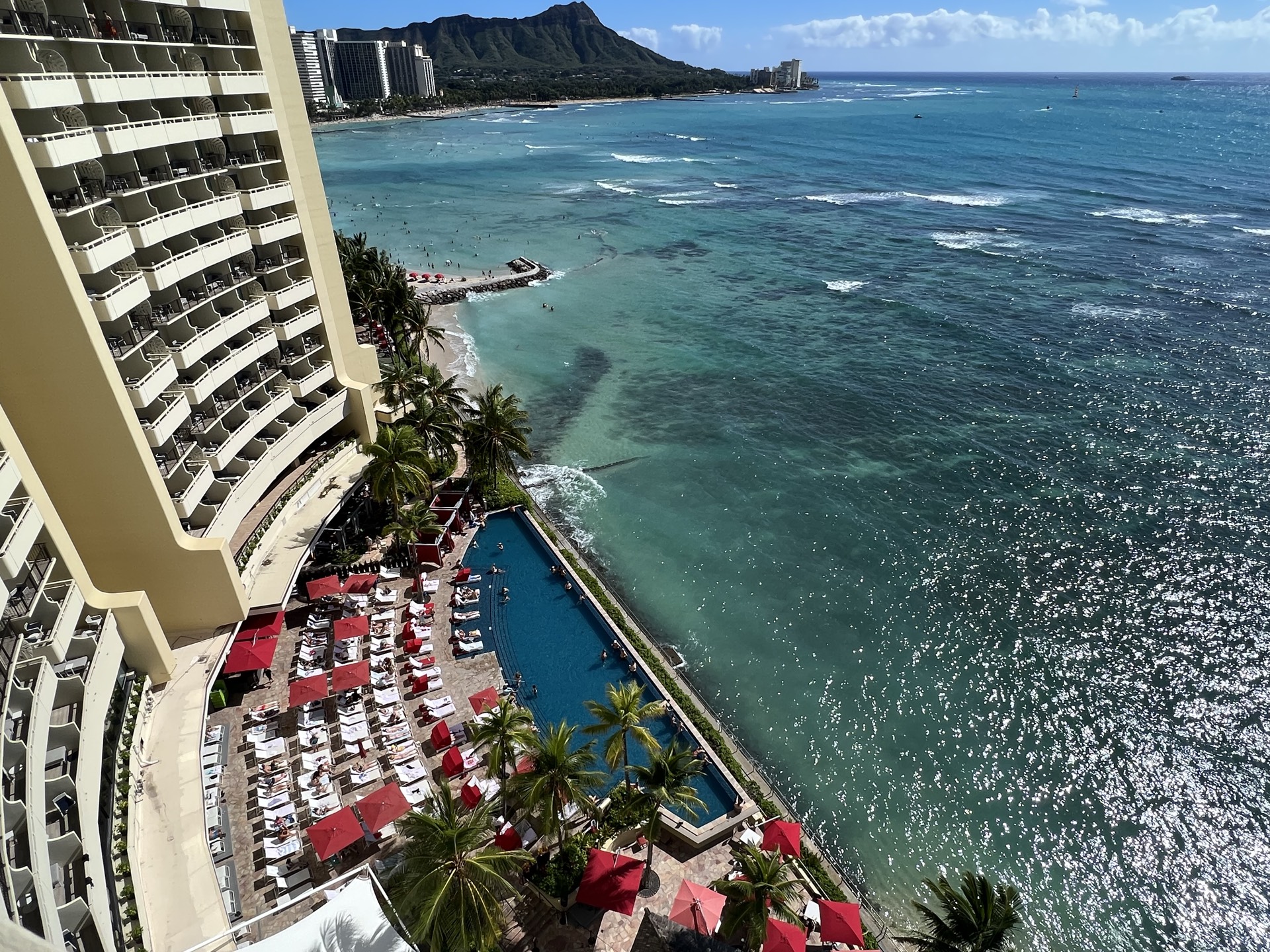 쉐라톤 와이키키 (Sheraton Waikiki Beach Resort) — 오션 프론트 룸 후기